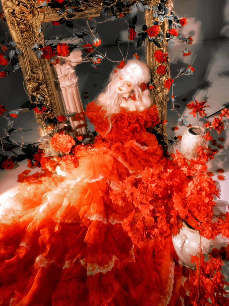Retro Baroque Style Red Dress  - Photography Young reseña y precio