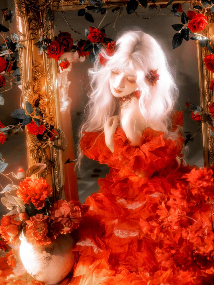 Retro Baroque Style Red Dress  - Photography Young reseña y precio