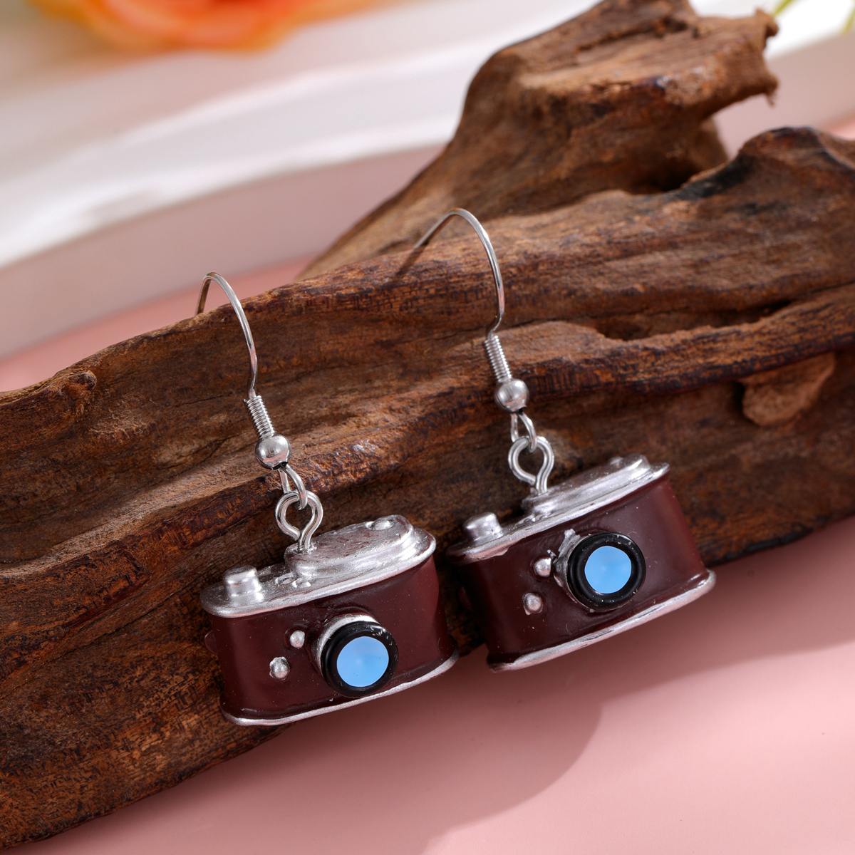Retro Cute Camera Earrings Int - Photography Interest reseña y precio